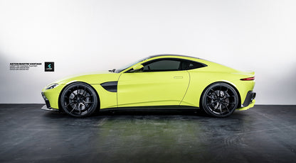 Side view of Aston Martin Vantage with LOMA Forged RS1 wheels